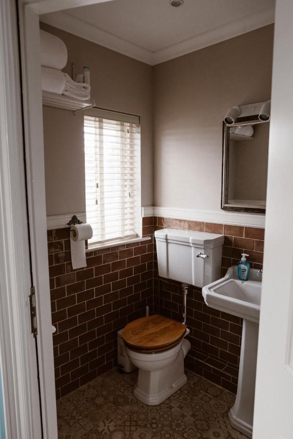 Kilmore Guesthouse คิลเคนนี ภายนอก รูปภาพ