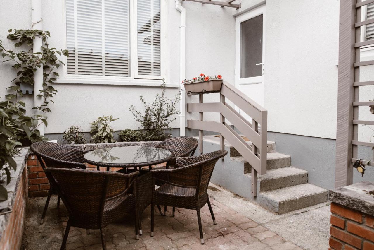 Kilmore Guesthouse คิลเคนนี ภายนอก รูปภาพ